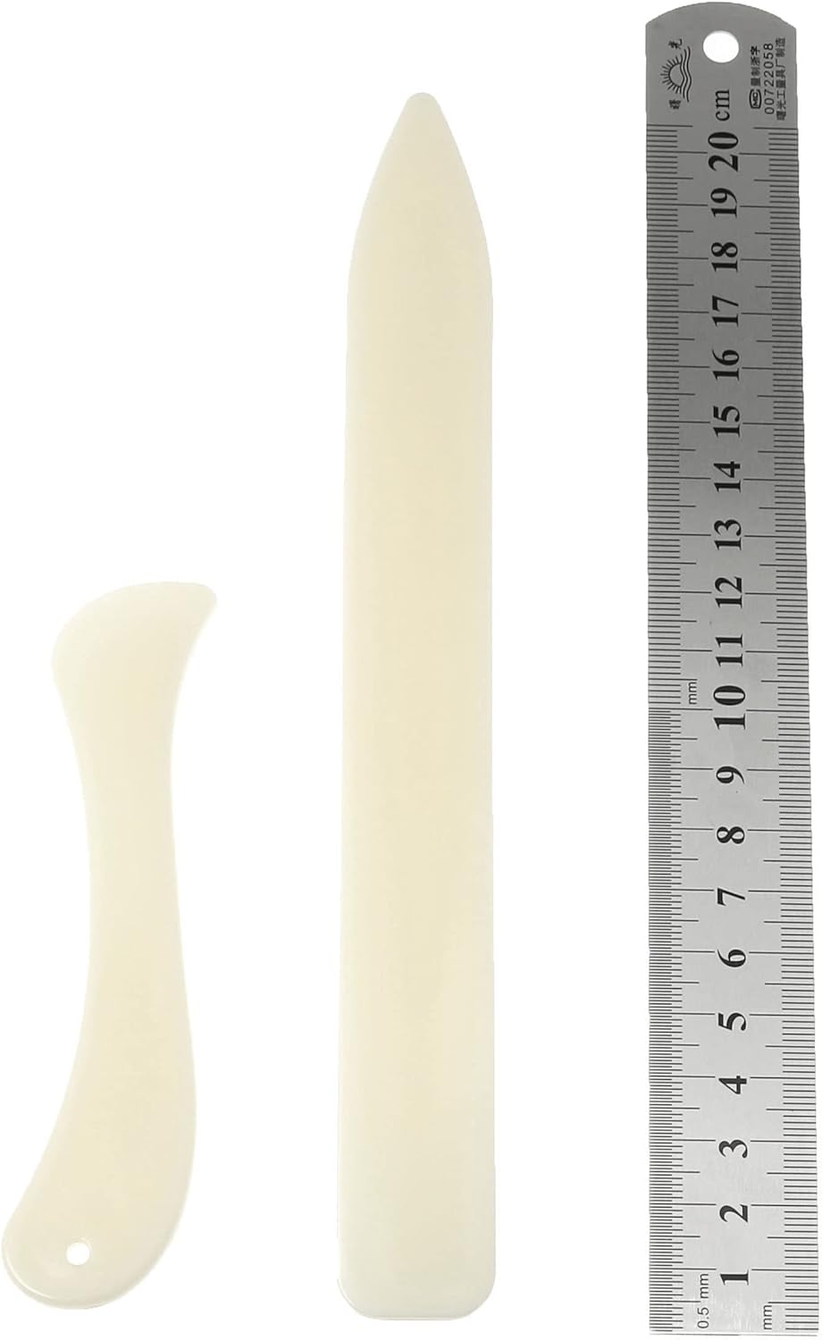 RLECS 2pcs Bone Folder, Scoring Tool Irregular Bone Paper Folder Lightweight Paper Creaser Tool with a Ruler DIY Handmade Bookbinding Cards Tool (2 x Bone Clamps of Different Shapes + 1 x Ruler)